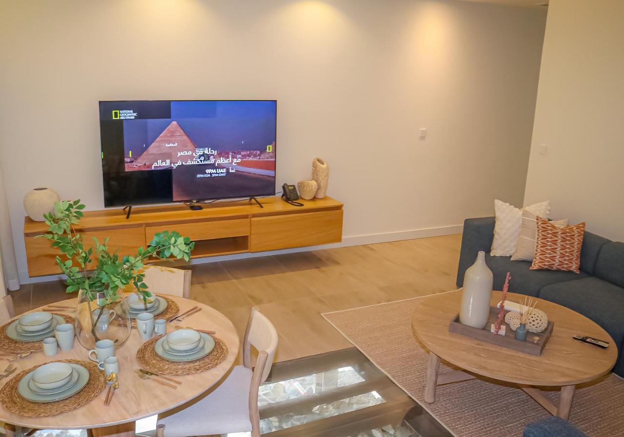 Lagoona Beach Luxury Resort And Spa Manáma Kültér fotó A living room in a typical apartment